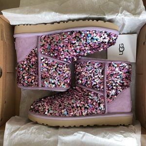 Ugg classic mini sequin